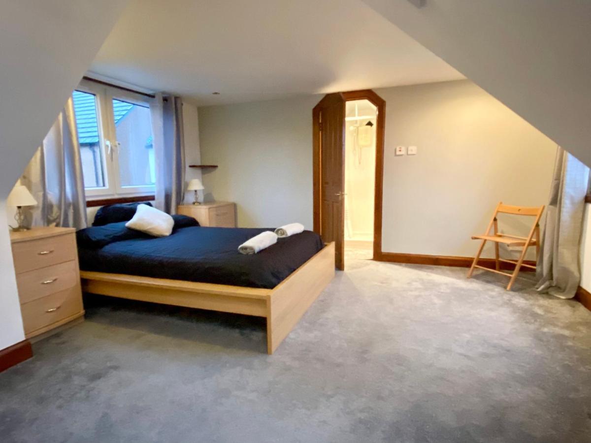 Cosy Cottage With Free Parking Close To Airport EDI Eksteriør billede