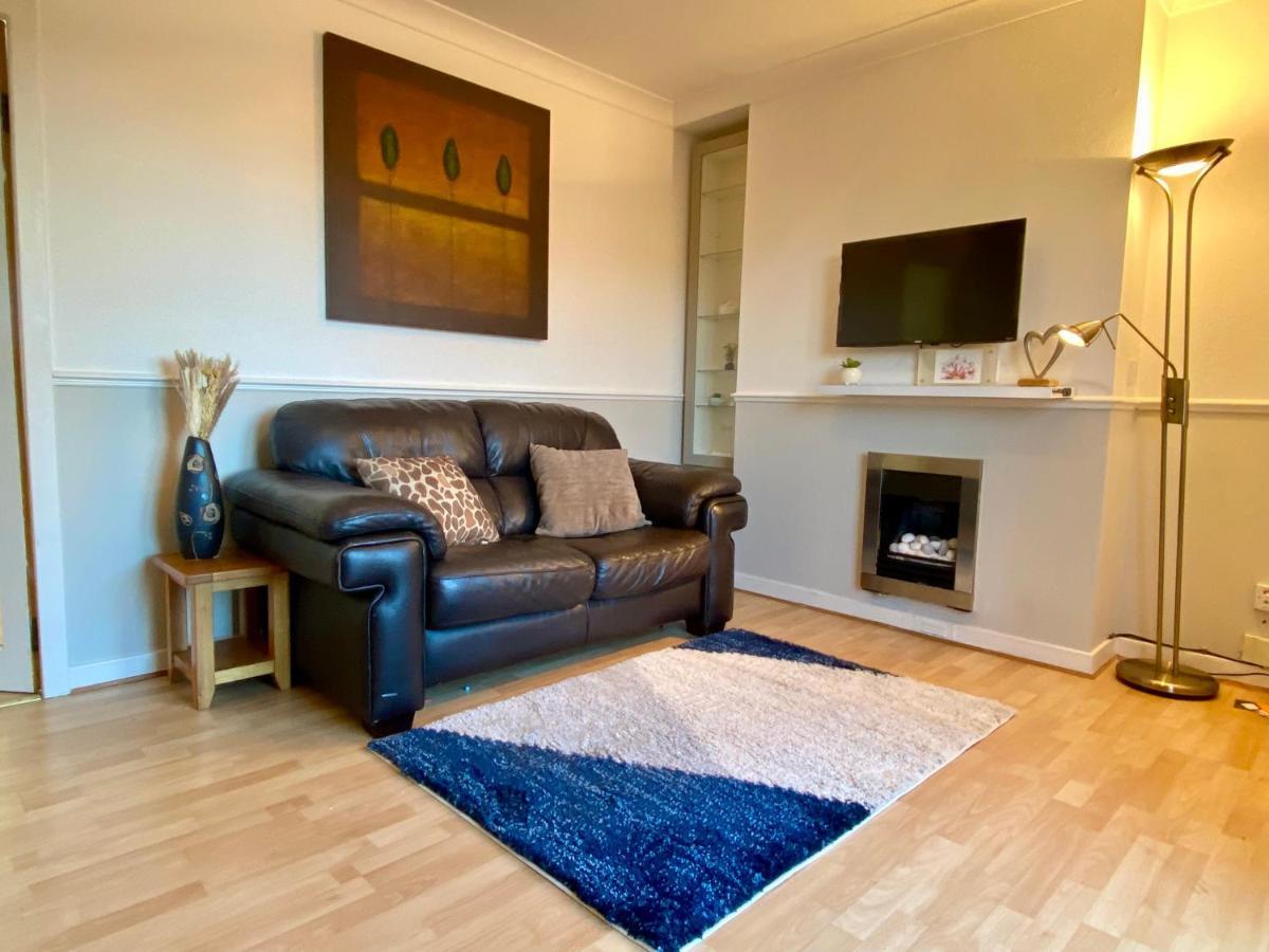 Cosy Cottage With Free Parking Close To Airport EDI Eksteriør billede